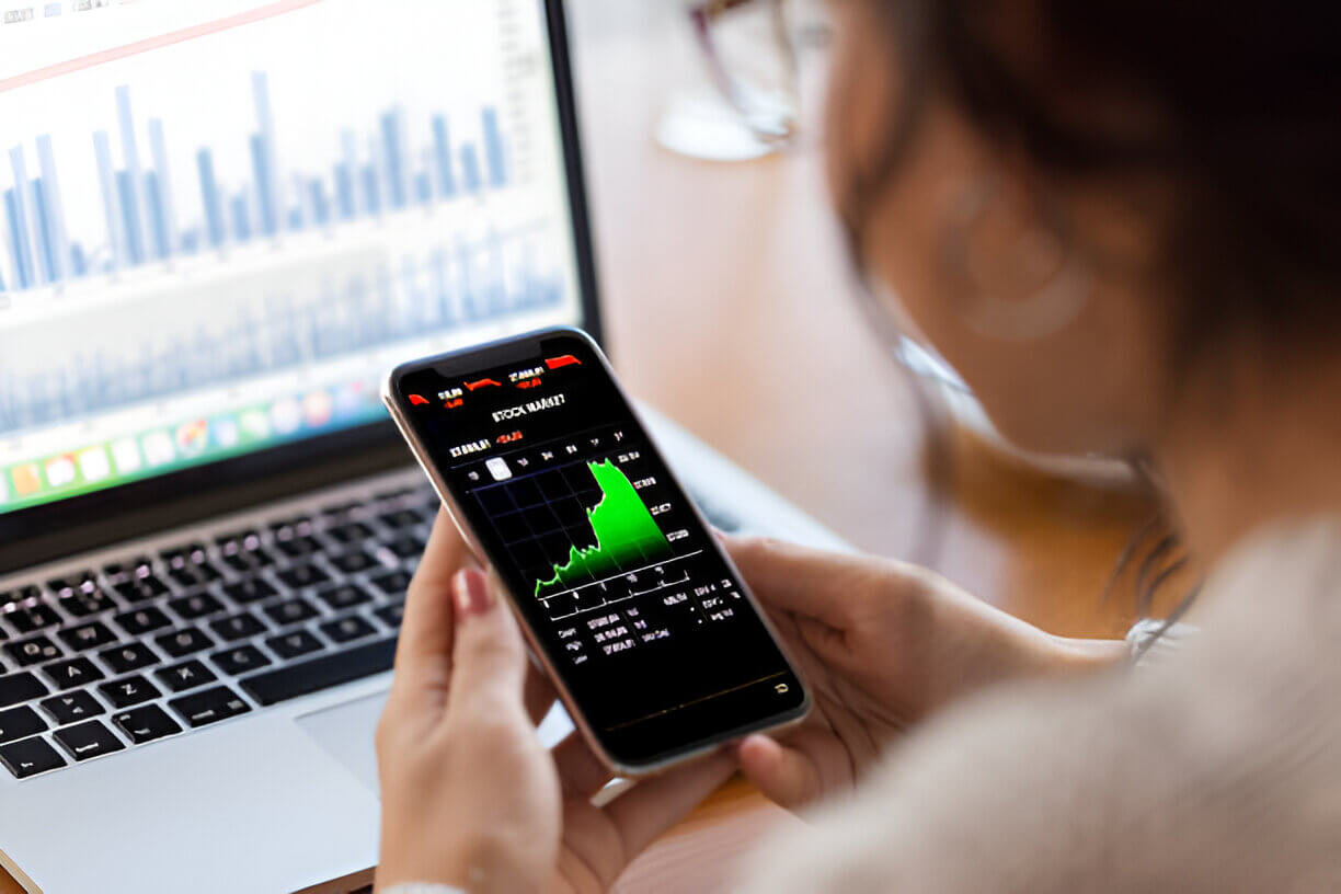 Piattaforma di Analisi di Mercato